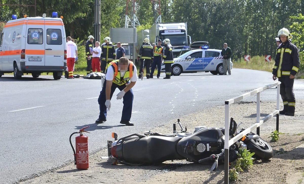 Meghalt egy motoros Nyírturán