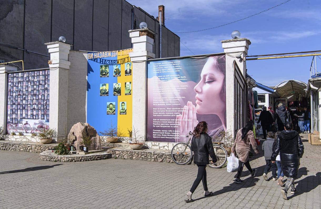 Szijjártó szavai után magyar katonai támadástól tart egy ukrán politikus
