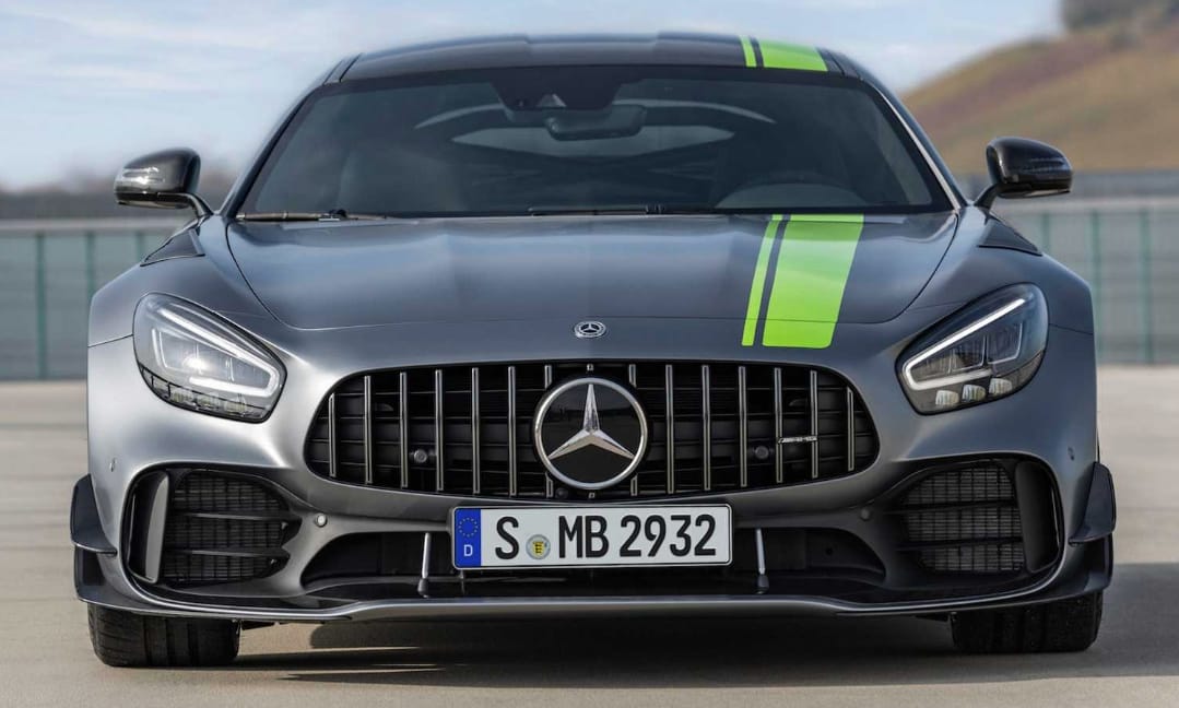 Ordító V8-as: itt a megújított Mercedes-AMG GT sportkocsi