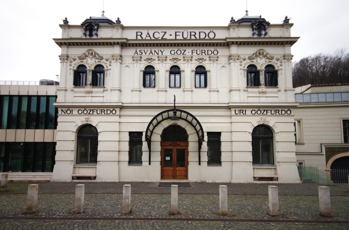 Megszavazták: a főváros saját kezébe venné a Rác fürdőt