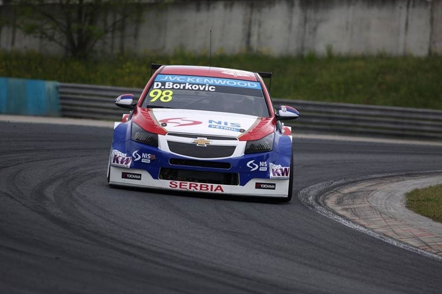 WTCC: Borkovicsot visszasorolják, Michelisz előrelép a 11. rajtkockába