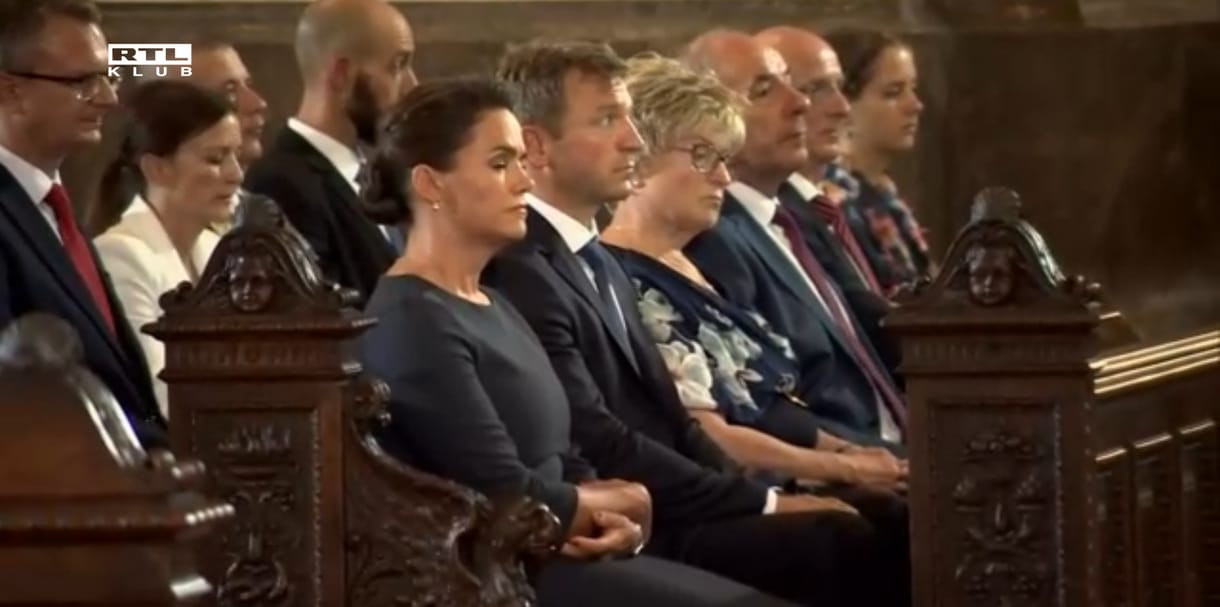 Úgy tűnik, Novák Katalin kis híján elszundított a Szent István Bazilikában