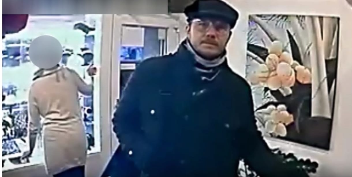 Ez a férfi rabolta ki a Bocskai úti ékszerboltot - videó