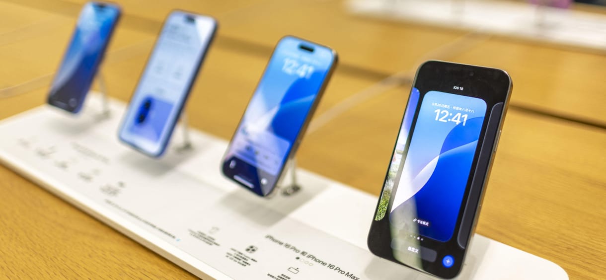Megrohamozták az Apple boltjait Amerikában, mindenki iPhone-t akar venni Trump vámjai előtt