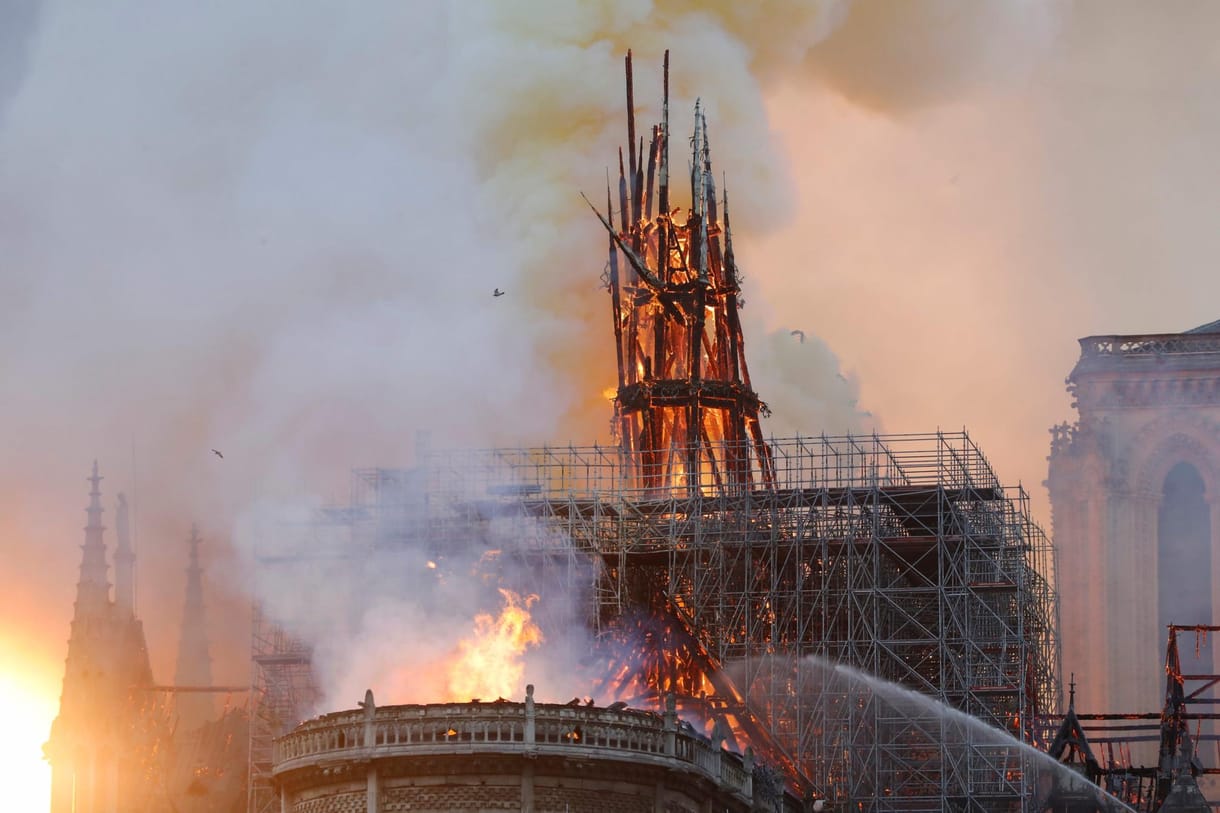 Miért ne lehetne másképp újjáépíteni a Notre-Dame-ot? Volt már rá példa