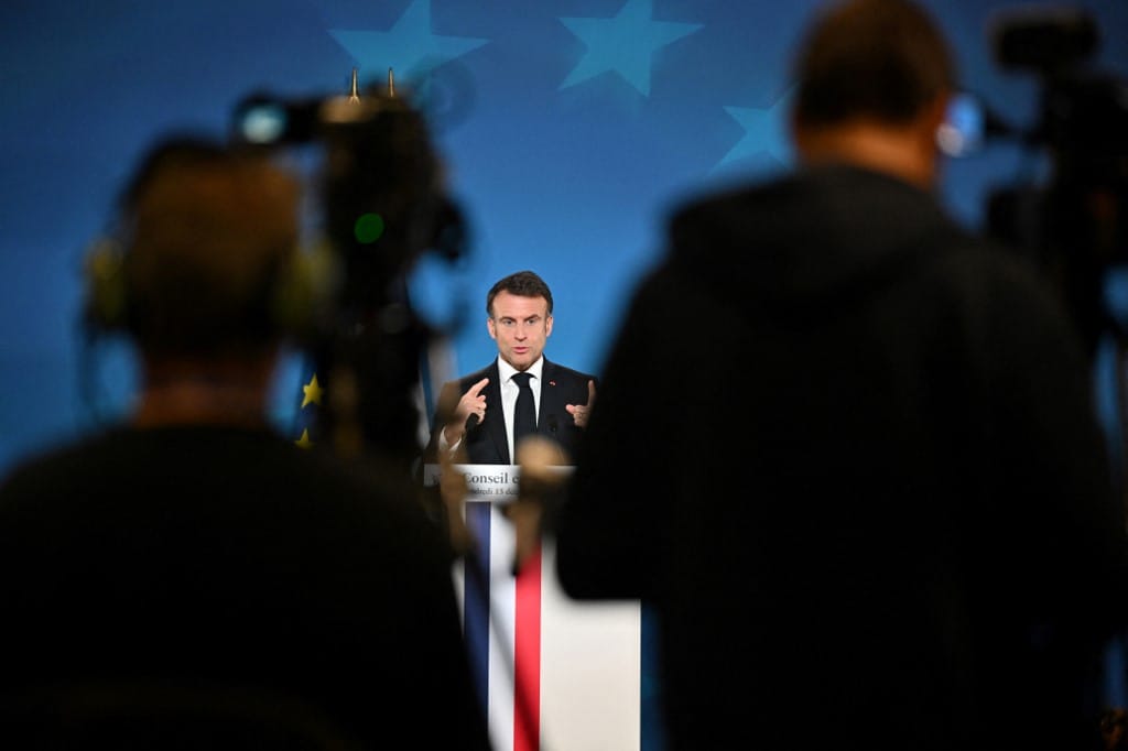 Macron tisztességtelennek nevezte Orbánt és arra szólította fel, viselkedjen felelősen