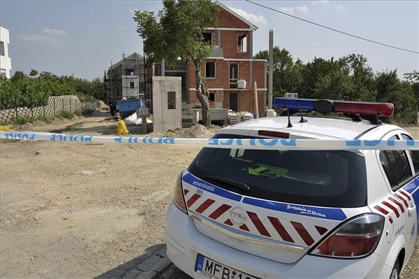 Lezuhant a magasból egy munkás egy budapesti építkezésen
