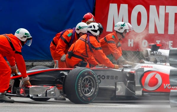 Button egy szerelő hibája miatt esett ki a Monacói Nagydíjon