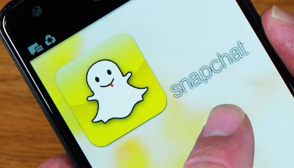 A Google állítólag 30 milliárd dolláros ajánlatott tett a Snapchatre, de azóta lemásolta róla, ami kellett neki
