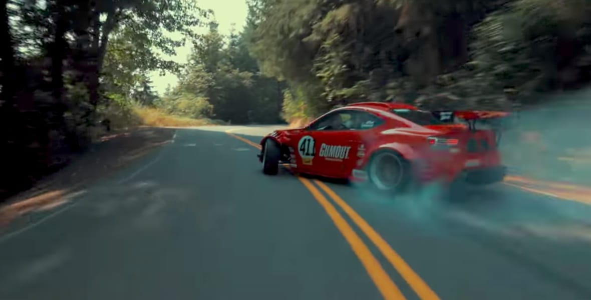 Emlékszik a Toyotába oltott Ferrarira? Elkészült, és őrülten jól megy – videó
