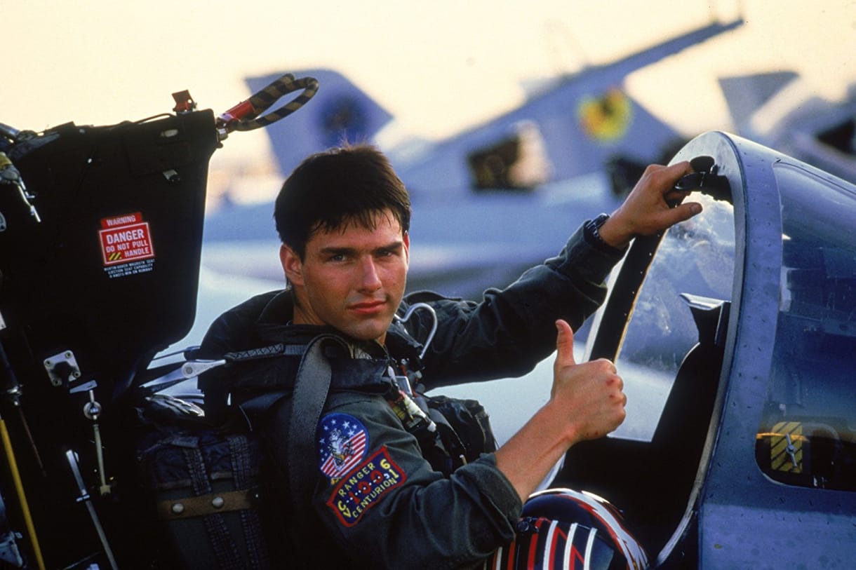 Itt a fotó: Tom Cruise tényleg felszáll a Top Gun 2-vel