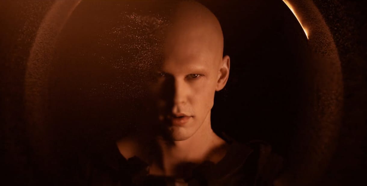 Austin Butler teljesen felismerhetetlen a Dűne 2 gonoszaként