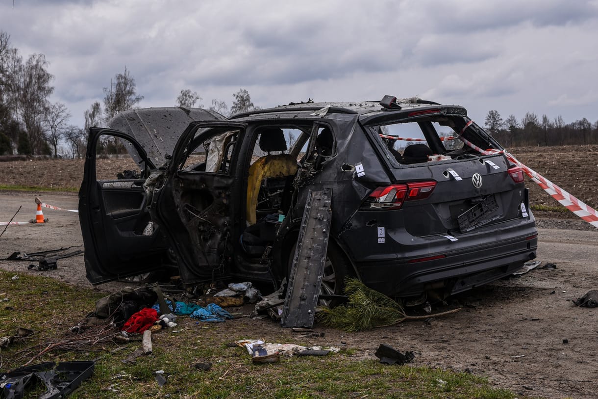 „Becsuktam a szememet, úgy fotóztam a kislány holttestét”