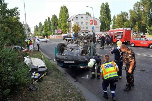 VG: külön csekket is küldhetnek a baleseti adóról