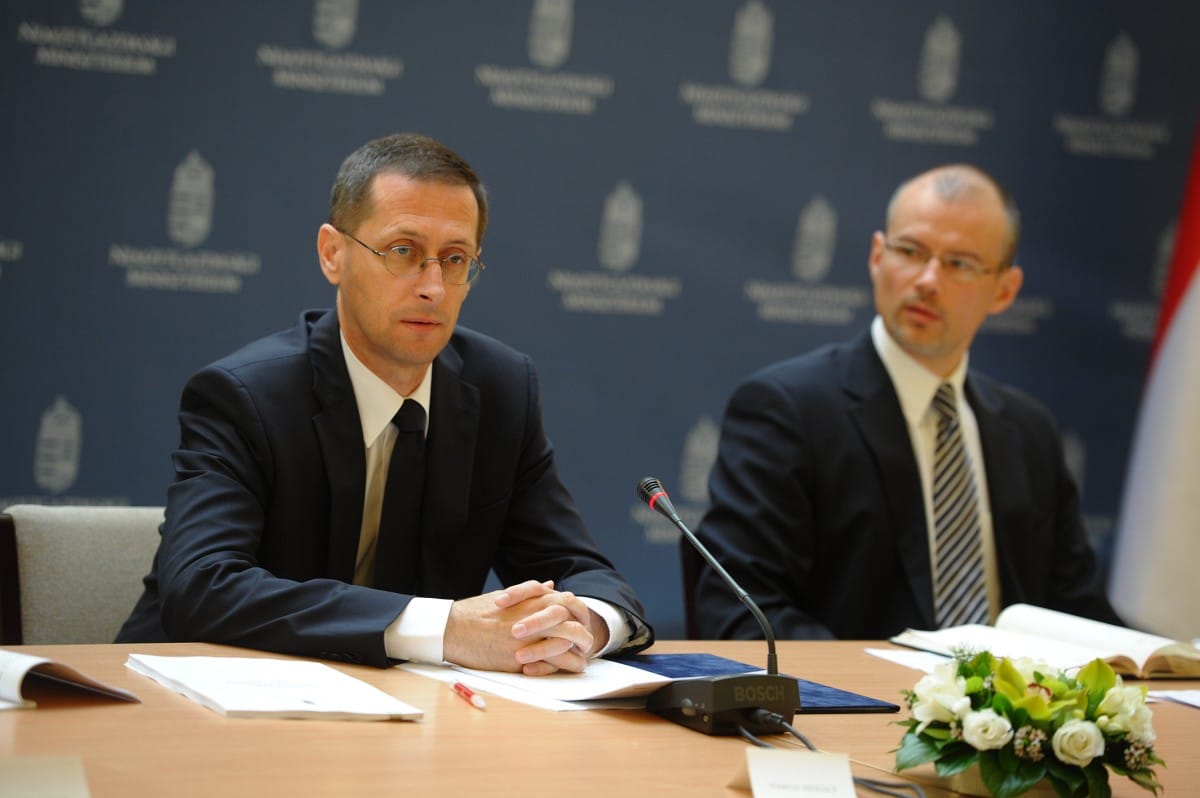 Varga: nem lesz megszorítás