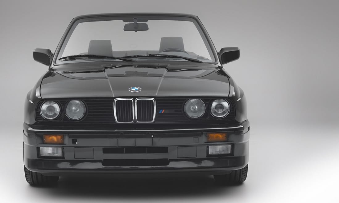 25 évig egy női tulaja volt ennek az eladó szuperritka BMW M3 kabriónak