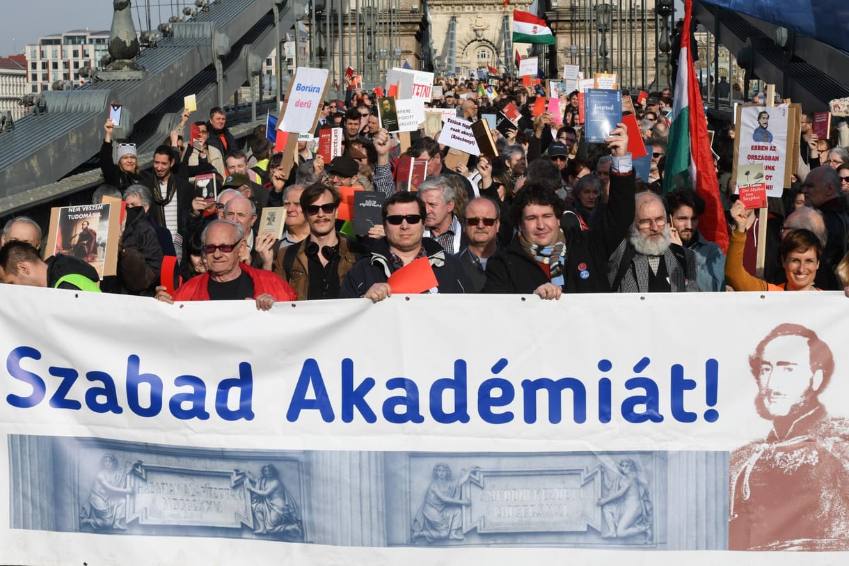A BME professzorai is kiálltak az Akadémia mellett
