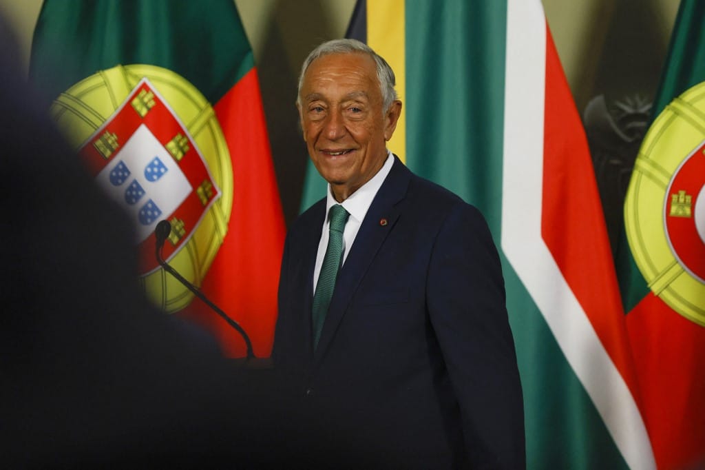 Elájult és kórházba került a portugál elnök