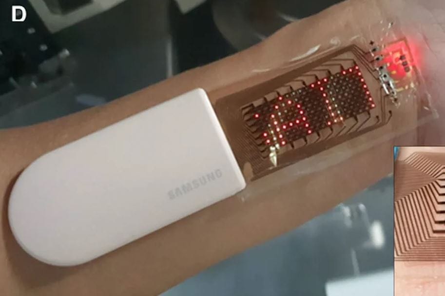 A Samsung csinált egy bőrre ragasztható kijelzőt, ami mutatja a pulzust