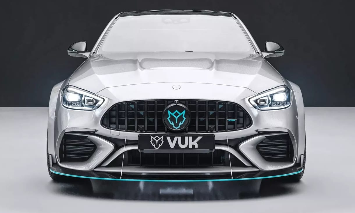 Hipp-hopp, jön Vuk! És biturbó V8-at hoz a Mercedes-AMG C 63-ba