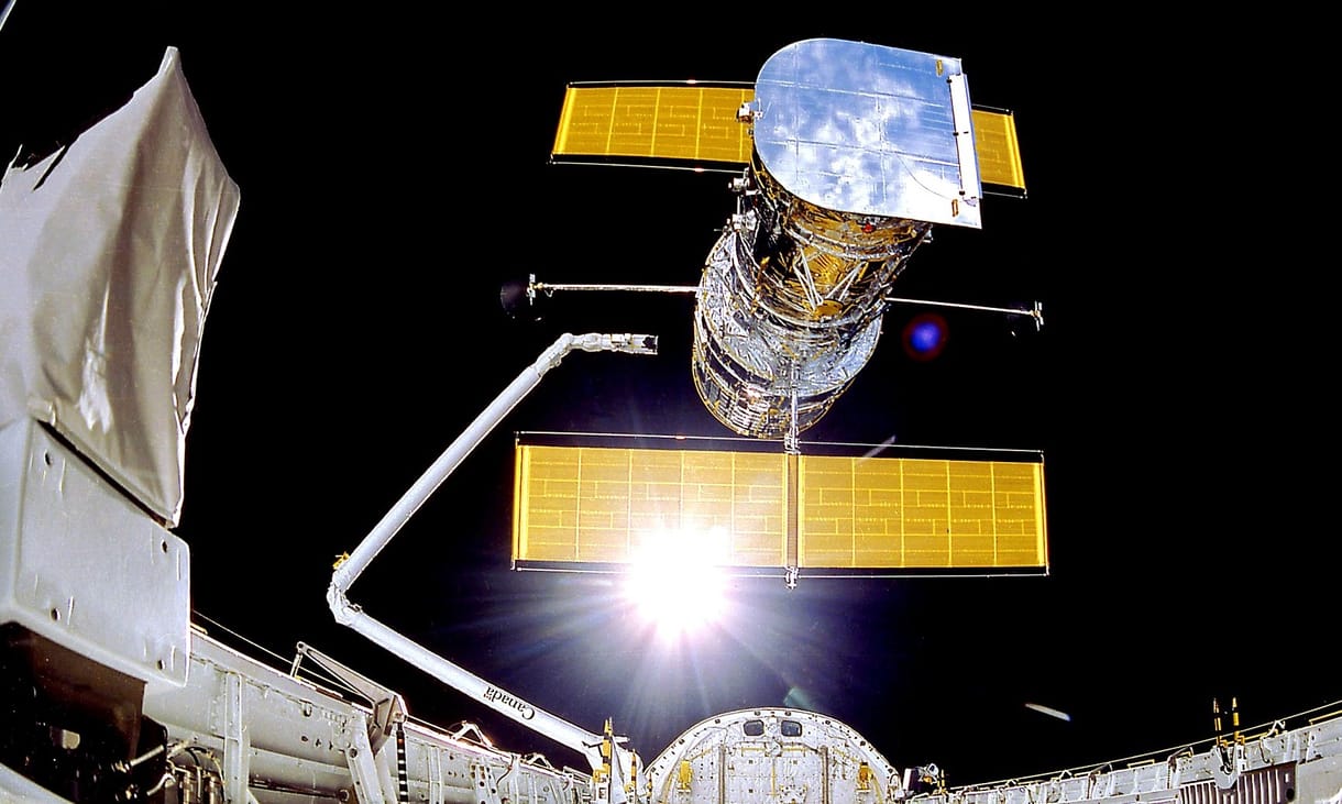 Bajba keveredett a Hubble űrtávcső