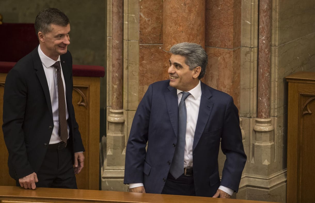 Szomorkodhat Farkas Flórián, elvesztették a többségüket