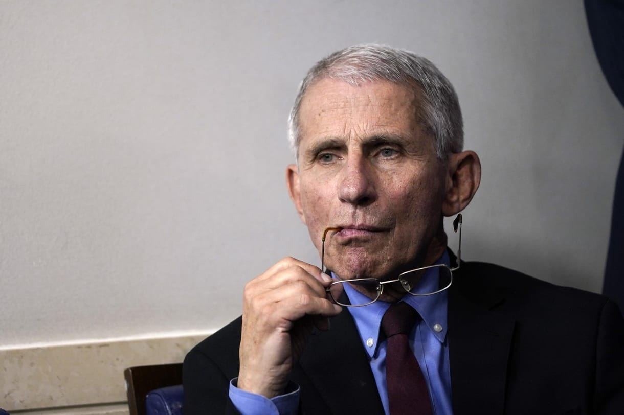 Fauci: Év végére kész lehet a koronavírus elleni oltás