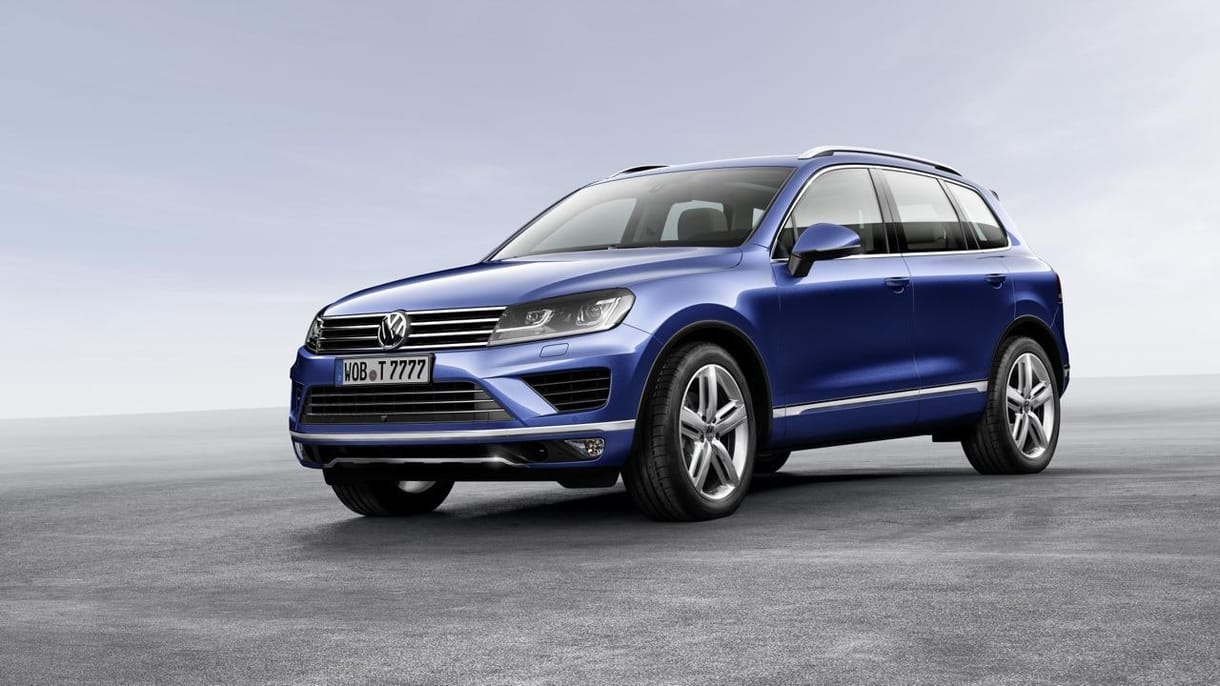 Frissebb arcot kapott a Volkswagen Touareg