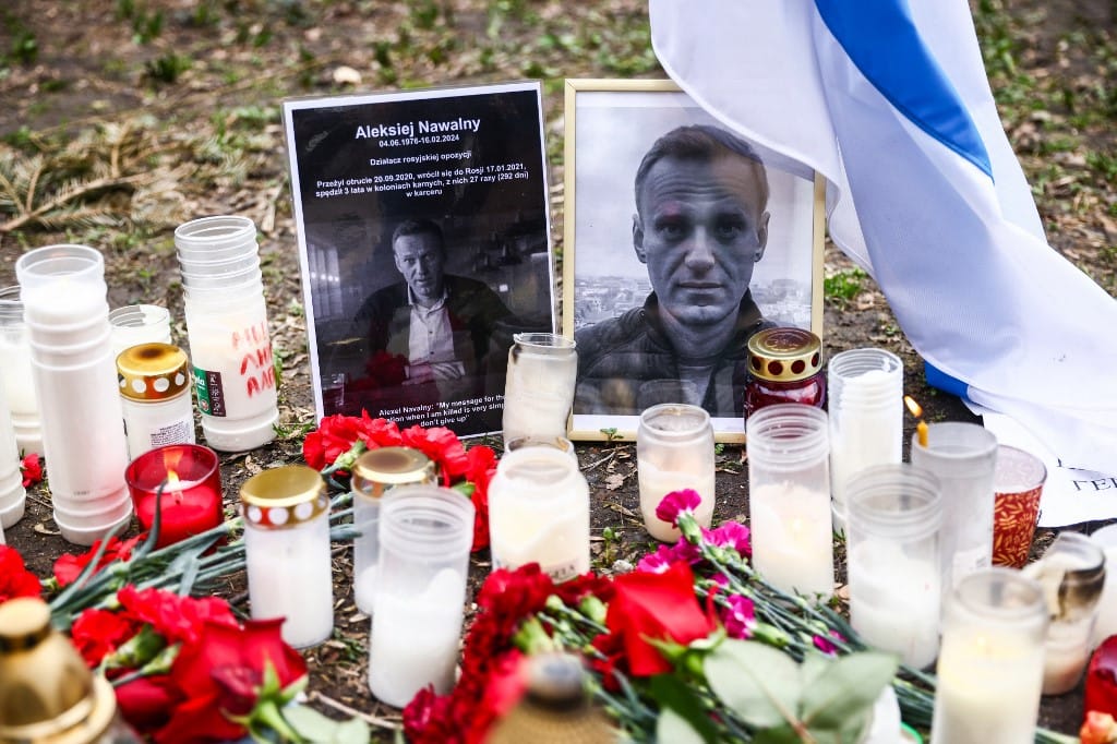 Peszkov tagadja, hogy szó lett volna Navalnij kicseréléséről