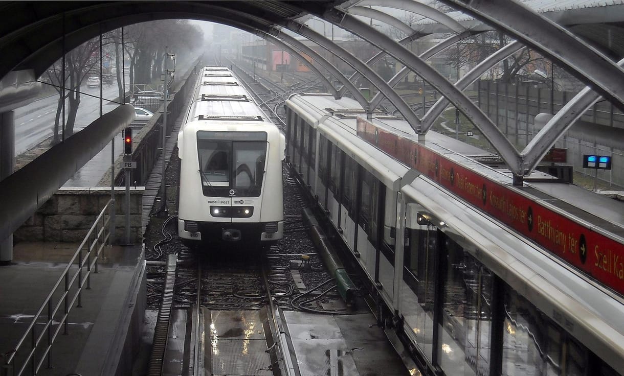 Baleset miatt nem járt a 2-es metró
