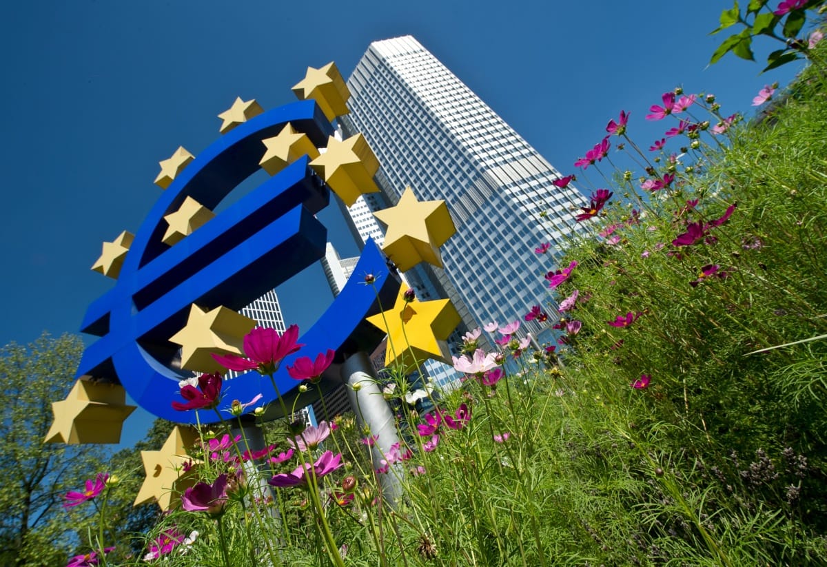 Hatalmas piros pontot kapott a magyar kormány az EU-tól