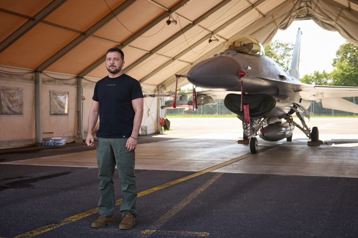 Mennyit erősödik Ukrajna a nyugatiaktól kapott F-16-osokkal? – interjú Trautmann Balázs katonai újságíróval