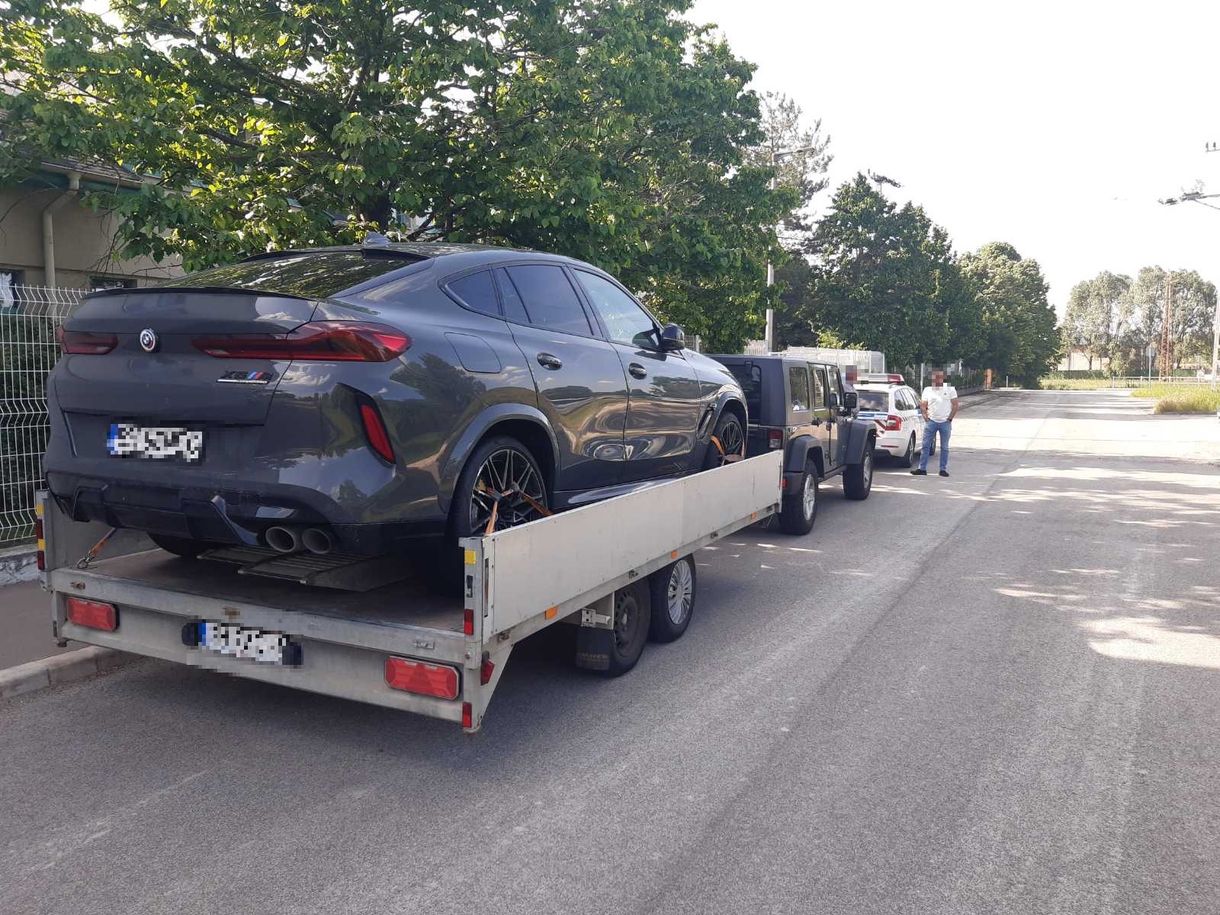 Fotók: Öt horrorkaraván kapott több mint egymilliós bírságot