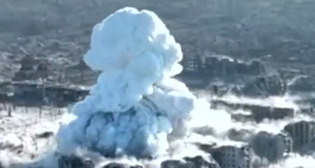 Ledobhatták az oroszok minden bomba atyját – videó