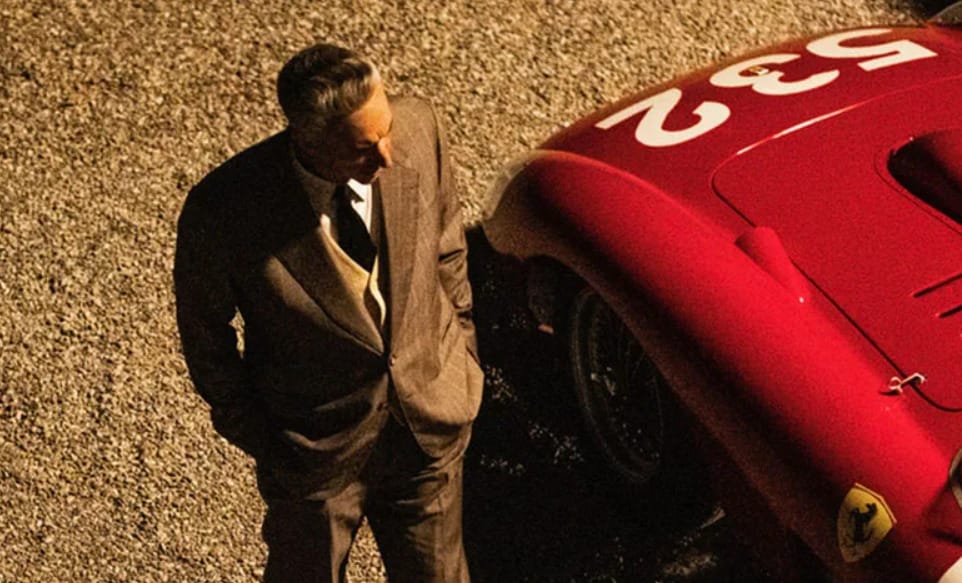 Újabb látványos előzetest kapott a Ferrari film
