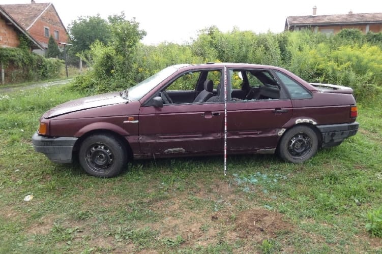 Ellopták az autót a csobánkai ház elől, de ez volt a kisebb baj