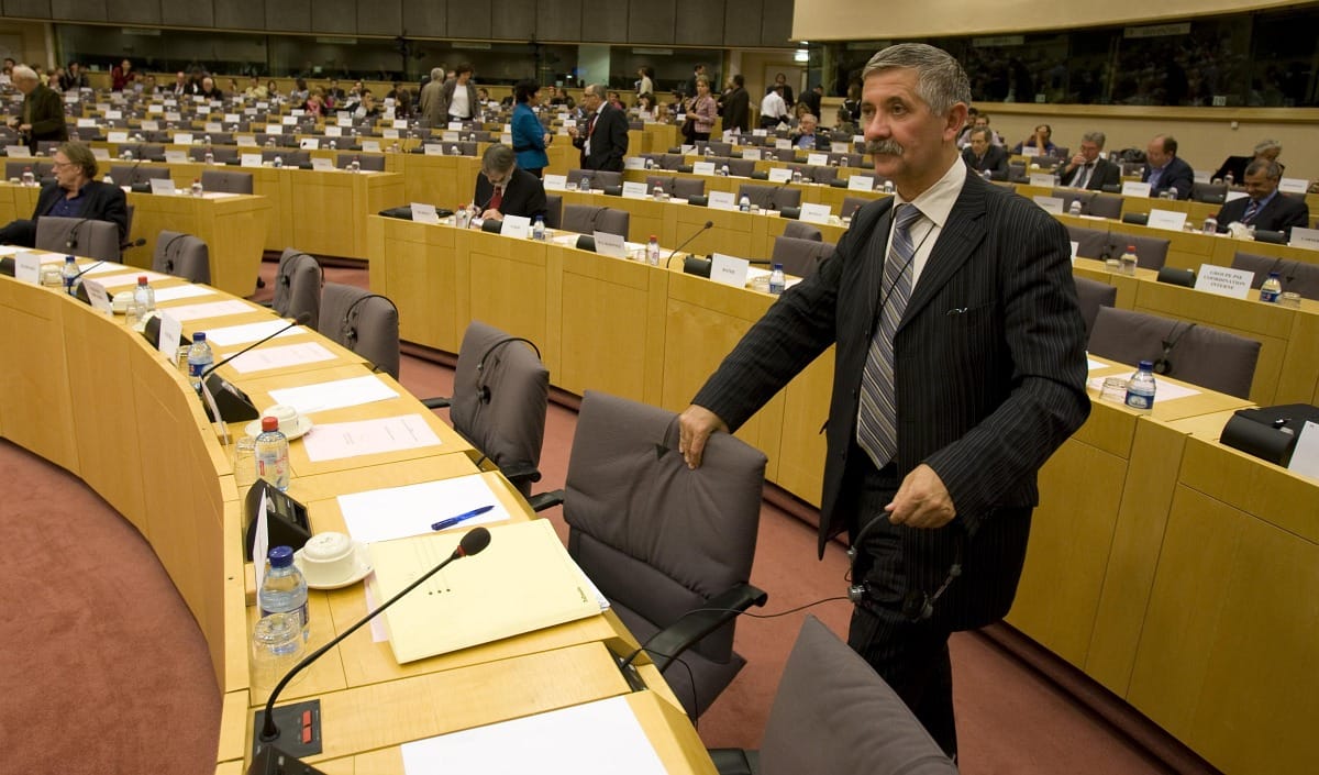 Rosszabb termékek Kelet-Európának: az MSZP uniós vizsgálatot kér