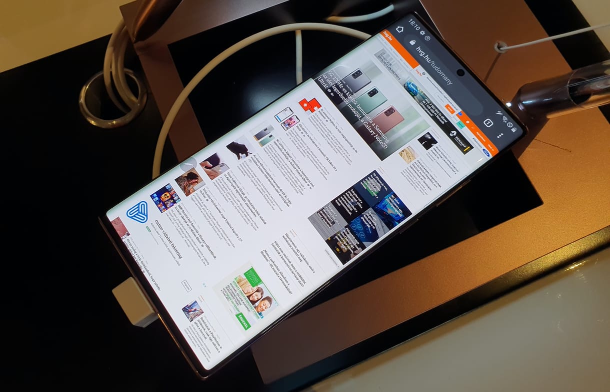 Kézbe vettük a Samsung új csúcsmobilját, a Galaxy Note20 Ultrát – fotók, videó