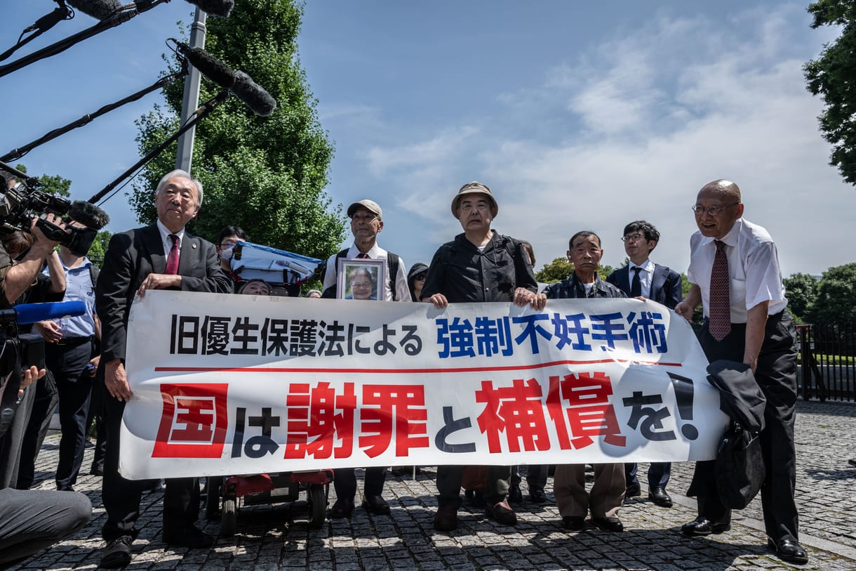 Alkotmányellenes a japán törvény, amely alapján 25 ezer embert sterilizáltak, hogy ne szülessenek „alsóbbrendű” utódok