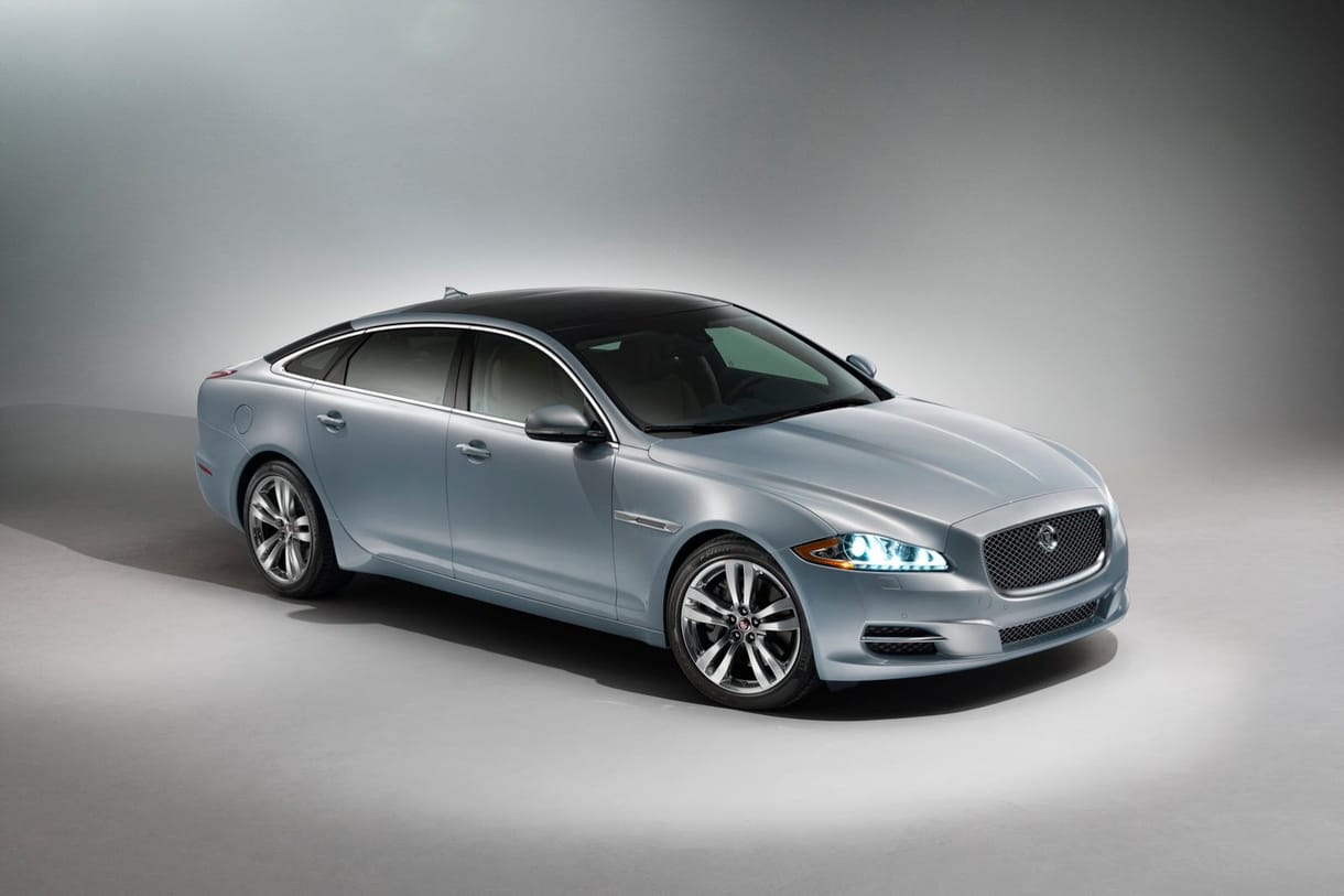Luxuslakosztály lett az új Jaguar XJ