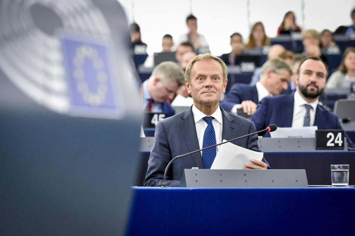 Tusk: „Aki a jogállamiság ellen van, Európa ellen van”