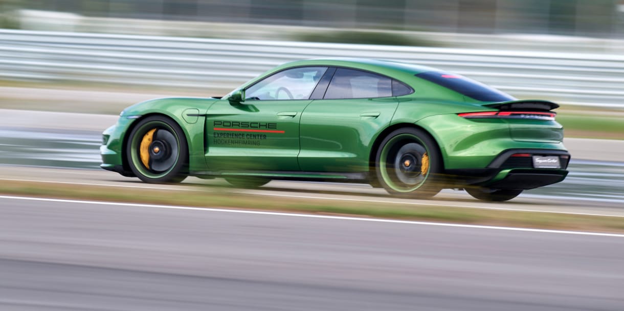 Porsche Taycan – Jobb, mint a 911-es?