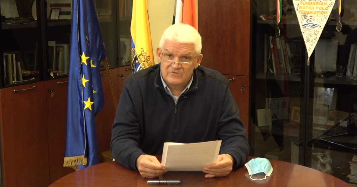 Szolnokon visszavezetik az idősek vásárlási idősávját a piacokon