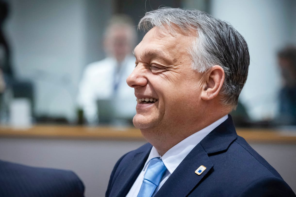 Orbán Viktor egy jobboldali olasz napilapnak: az Európai Bizottság mindenben kudarcot vallott
