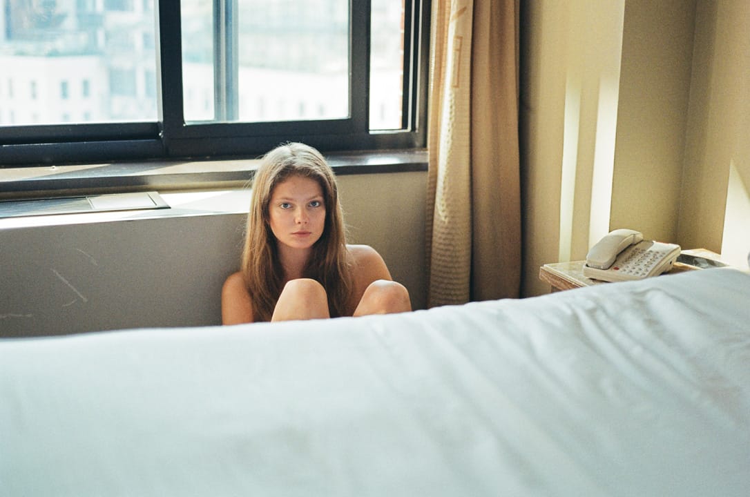 Mihalik Enikő ismét meztelen (18+)