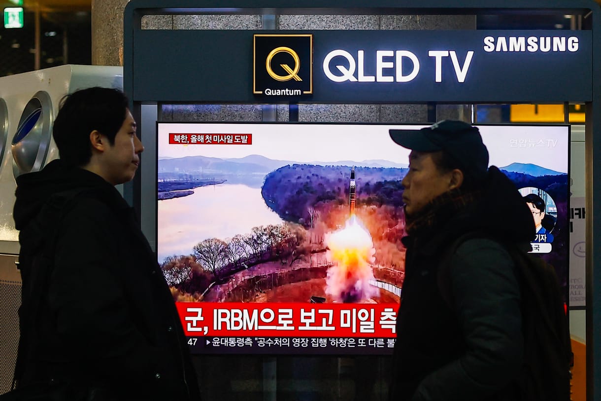 Ismét ballisztikus rakétákat lőtt ki Észak-Korea, Trumpnak üzenhettek
