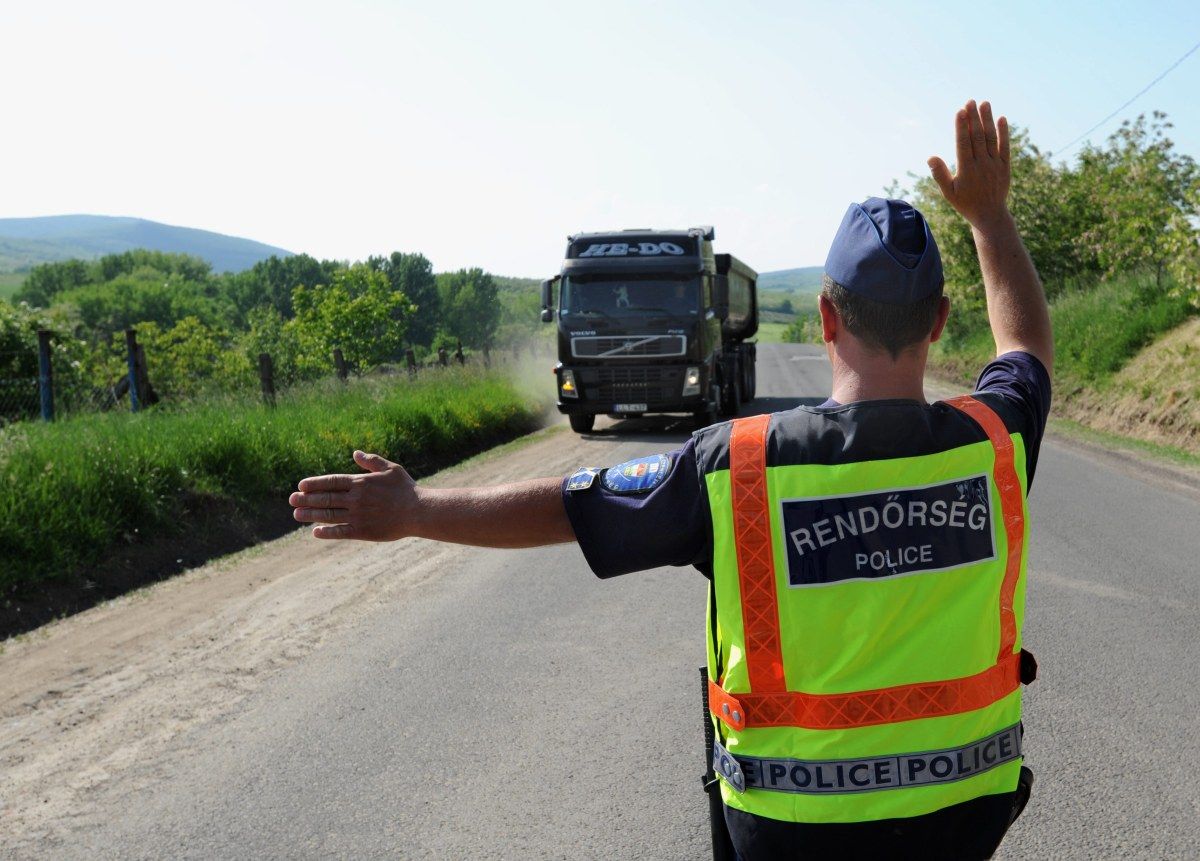 Jogszerűtlen bilincselések: Semmi nem változott?