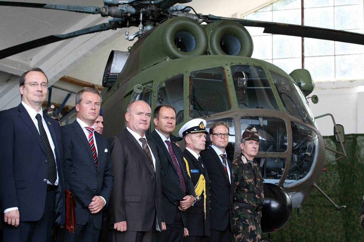 Vietnamban használt amerikai helikoptereket venne Hende