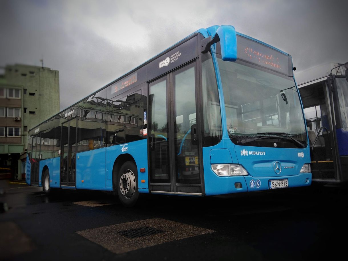 Száz új buszt kap a BKV