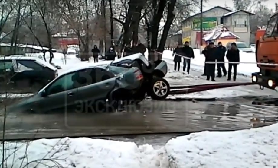 Autómentés ennél rosszabbul nem sikerülhet – videó